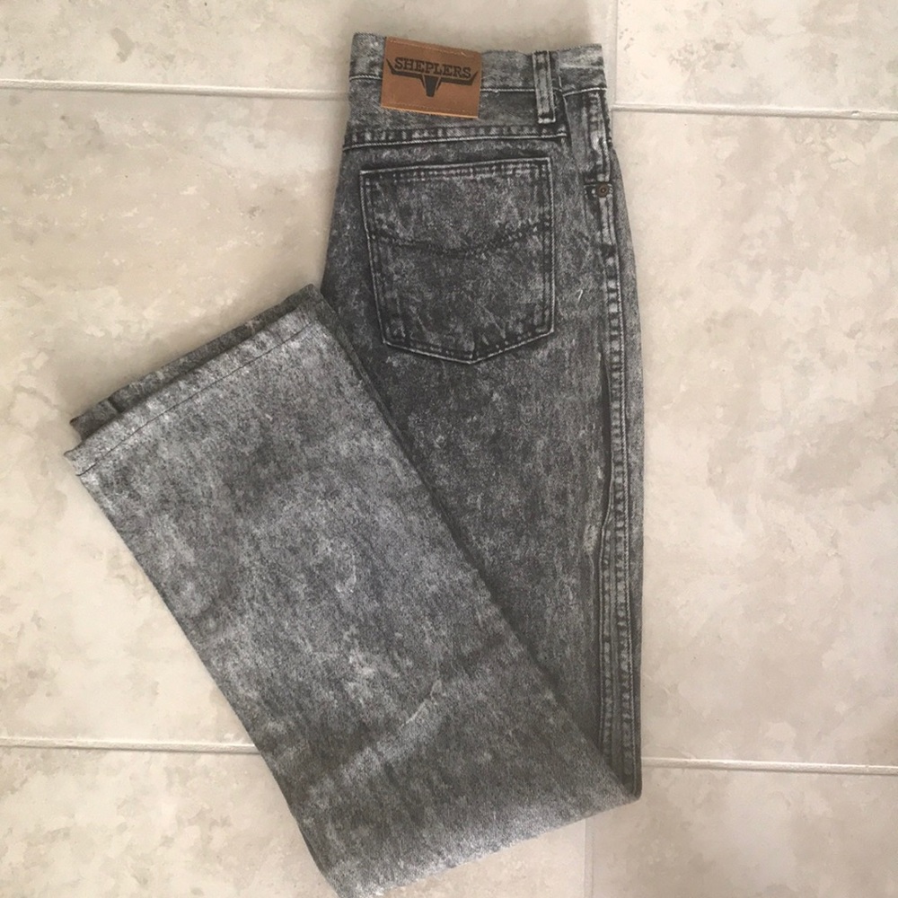 Vintage Women’s Sheplers Acid Wash Jeans !